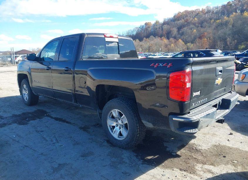 Photo 3 of 2018 Chevrolet Silverado 1500 1LT (VIN 1GCVKREC9JZ171785)