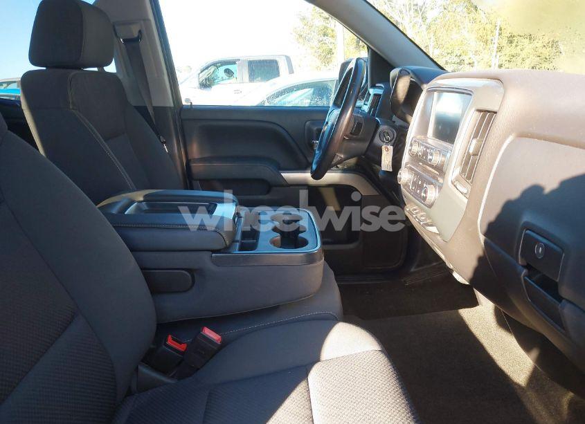 Photo 5 of 2018 Chevrolet Silverado 1500 1LT (VIN 1GCVKREC9JZ177859)