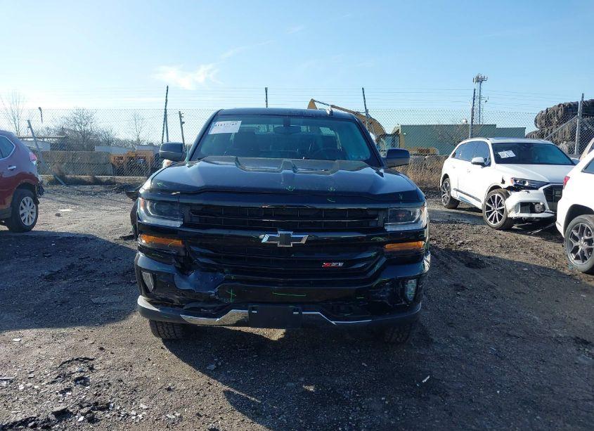 Photo 12 of 2018 Chevrolet Silverado 1500 2LT (VIN 1GCVKREC9JZ193818)