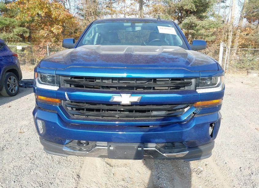 Photo 12 of 2018 Chevrolet Silverado 1500 2LT (VIN 1GCVKREC9JZ208933)