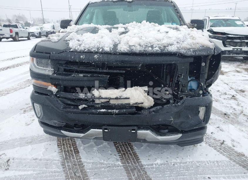 Photo 12 of 2018 Chevrolet Silverado 1500 2LT (VIN 1GCVKREC9JZ277136)