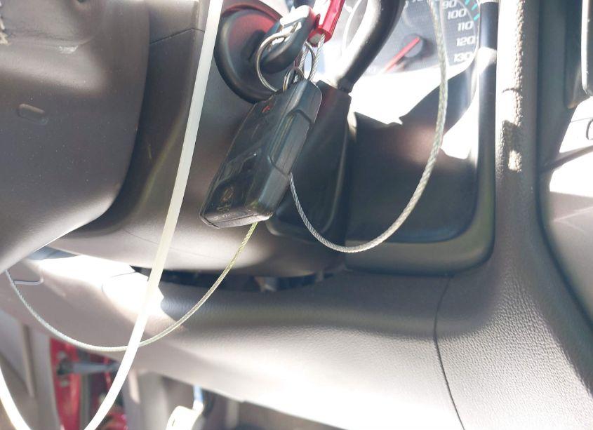 Photo 11 of 2018 Chevrolet Silverado 1500 2LT (VIN 1GCVKREC9JZ339800)