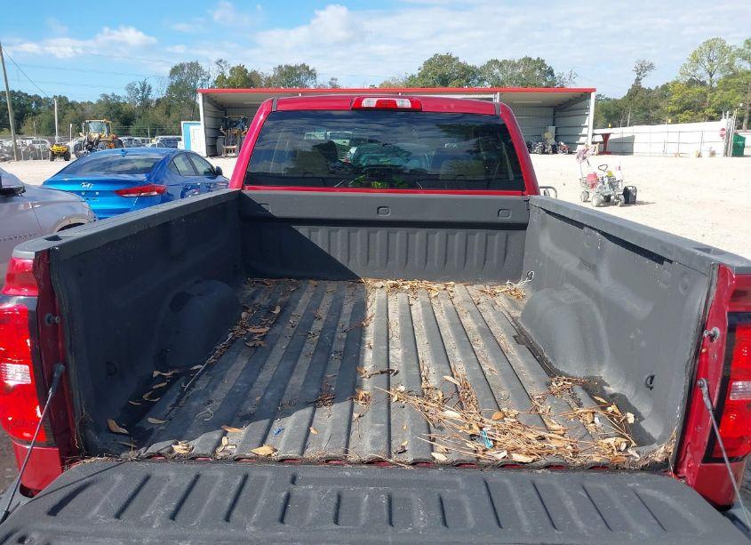 Photo 16 of 2018 Chevrolet Silverado 1500 2LT (VIN 1GCVKREC9JZ339800)