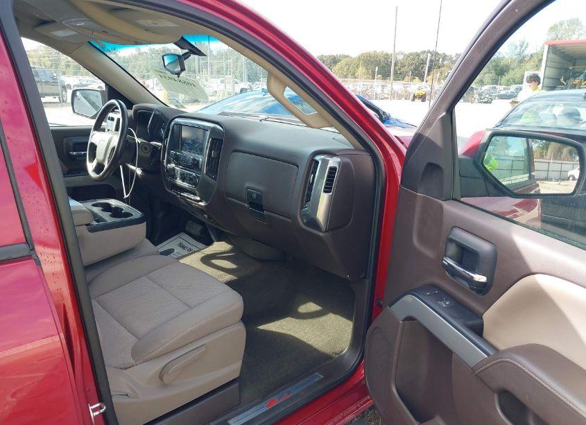 Photo 5 of 2018 Chevrolet Silverado 1500 2LT (VIN 1GCVKREC9JZ339800)