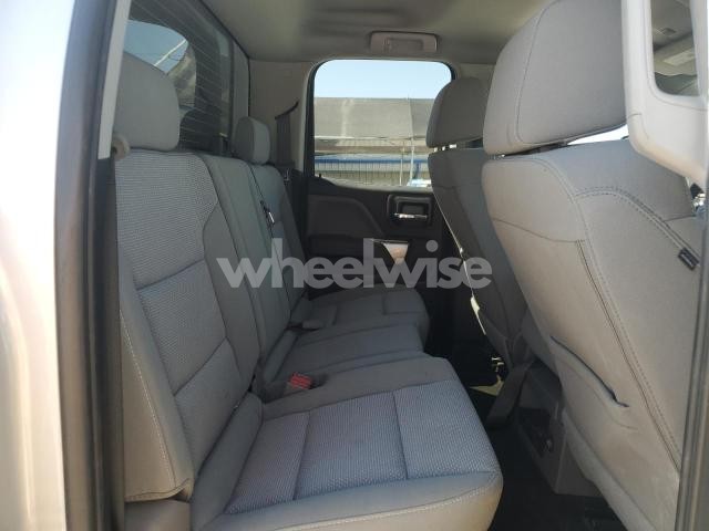 Photo 4 of 2018 CHEVROLET SILVERADO K1500 LT N/A (VIN 1GCVKREC9JZ378077)