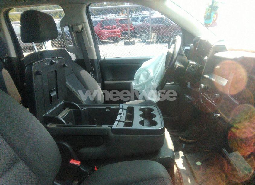 Photo 5 of 2014 Chevrolet Silverado 1500 2LT (VIN 1GCVKRECXEZ101914)