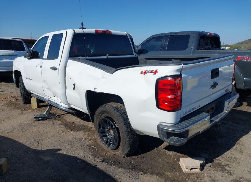 Photo 3 of 2014 Chevrolet Silverado 1500 1LT (VIN 1GCVKRECXEZ375355)
