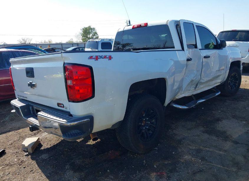 Photo 4 of 2014 Chevrolet Silverado 1500 1LT (VIN 1GCVKRECXEZ375355)