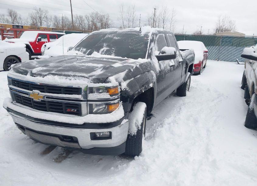 Photo 2 of 2014 Chevrolet Silverado 1500 2LT (VIN 1GCVKRECXEZ416633)