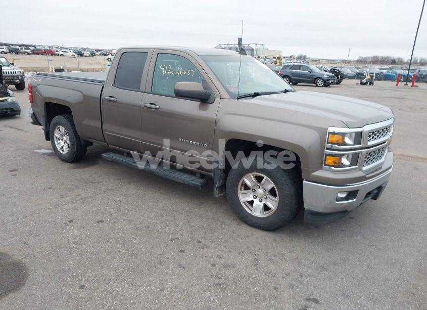 2015 Chevrolet Silverado 1500 1LT (VIN 1GCVKRECXFZ160530) main photo