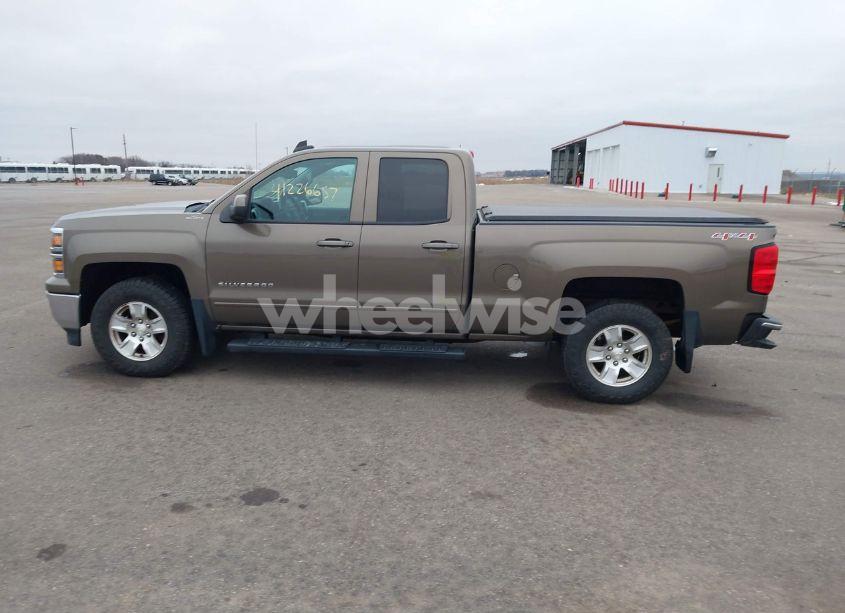 Photo 14 of 2015 Chevrolet Silverado 1500 1LT (VIN 1GCVKRECXFZ160530)