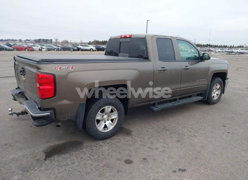 Photo 4 of 2015 Chevrolet Silverado 1500 1LT (VIN 1GCVKRECXFZ160530)