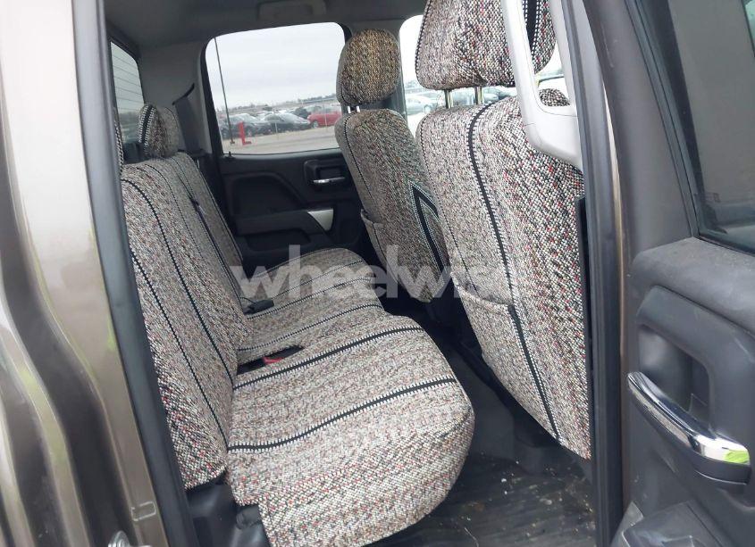 Photo 8 of 2015 Chevrolet Silverado 1500 1LT (VIN 1GCVKRECXFZ160530)