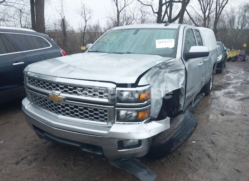 Photo 2 of 2015 Chevrolet Silverado 1500 1LT (VIN 1GCVKRECXFZ246520)