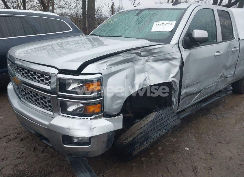 Photo 6 of 2015 Chevrolet Silverado 1500 1LT (VIN 1GCVKRECXFZ246520)