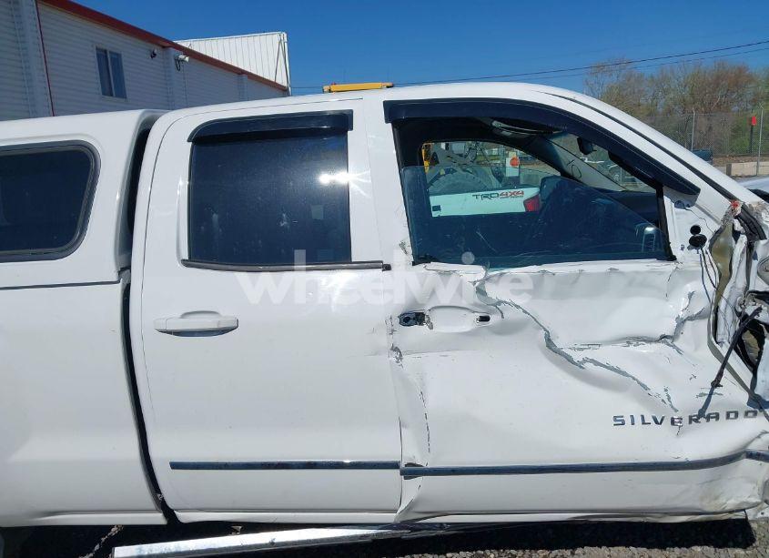 Photo 14 of 2015 Chevrolet Silverado 1500 1LT (VIN 1GCVKRECXFZ357049)