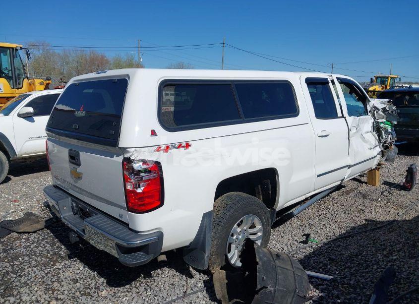 Photo 4 of 2015 Chevrolet Silverado 1500 1LT (VIN 1GCVKRECXFZ357049)