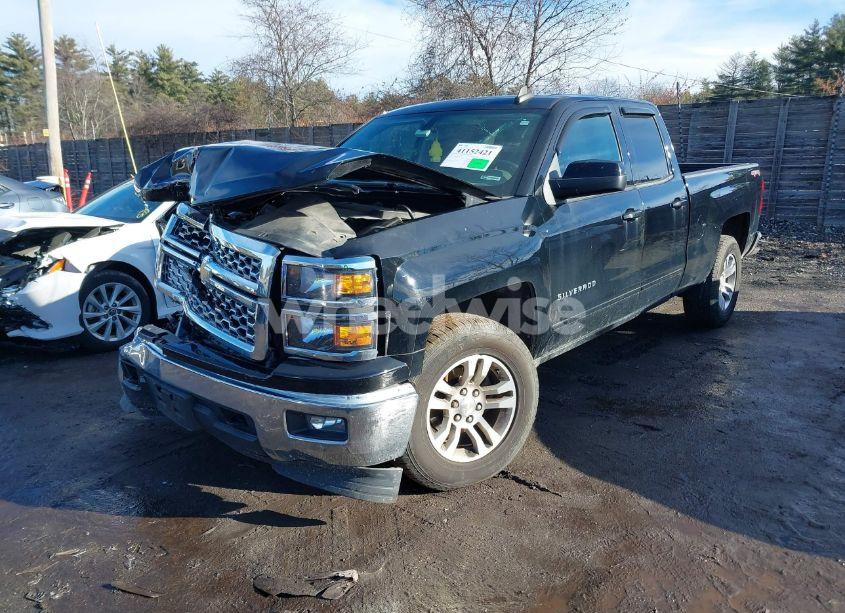 Photo 2 of 2015 Chevrolet Silverado 1500 1LT (VIN 1GCVKRECXFZ379343)