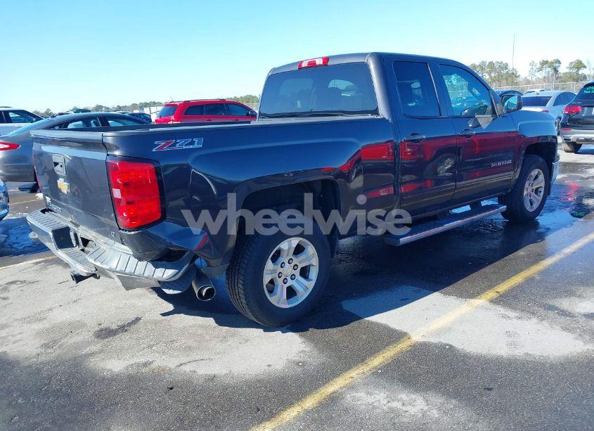 Photo 4 of 2015 Chevrolet Silverado 1500 2LT (VIN 1GCVKRECXFZ396093)