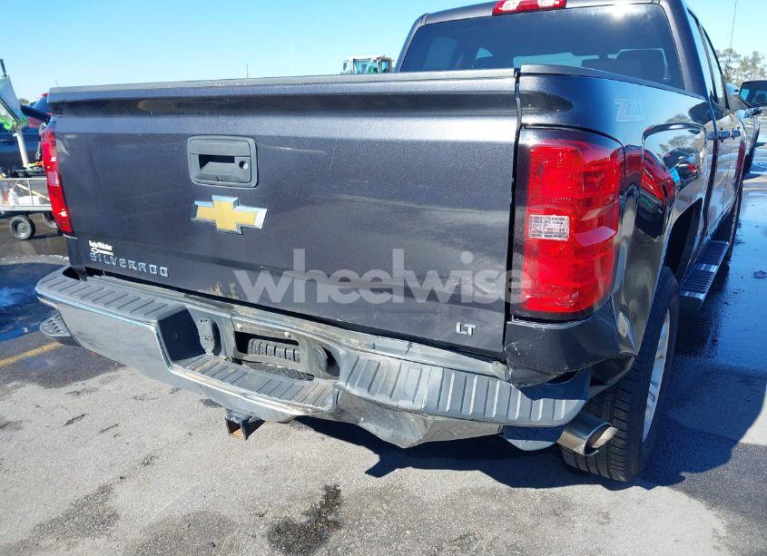 Photo 6 of 2015 Chevrolet Silverado 1500 2LT (VIN 1GCVKRECXFZ396093)