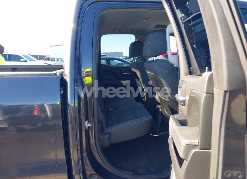 Photo 8 of 2015 Chevrolet Silverado 1500 2LT (VIN 1GCVKRECXFZ396093)