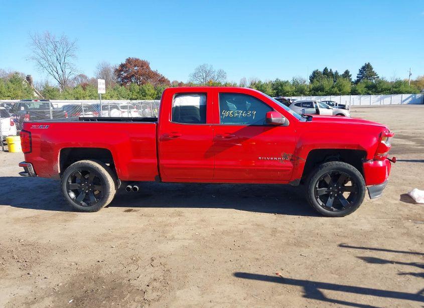 Photo 14 of 2016 Chevrolet Silverado 1500 2LT (VIN 1GCVKRECXGZ256966)