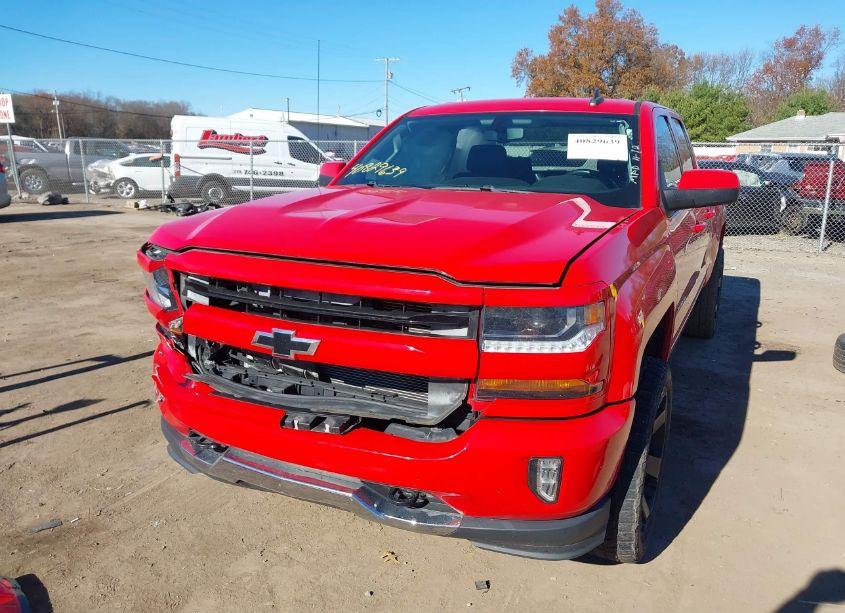 Photo 2 of 2016 Chevrolet Silverado 1500 2LT (VIN 1GCVKRECXGZ256966)