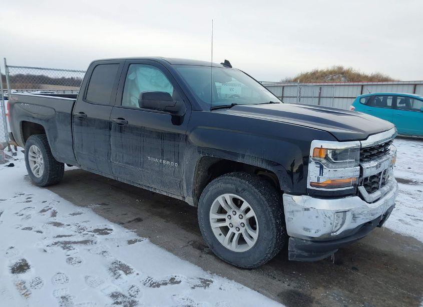 2016 Chevrolet Silverado 1500 1LT (VIN 1GCVKRECXGZ347140) main photo