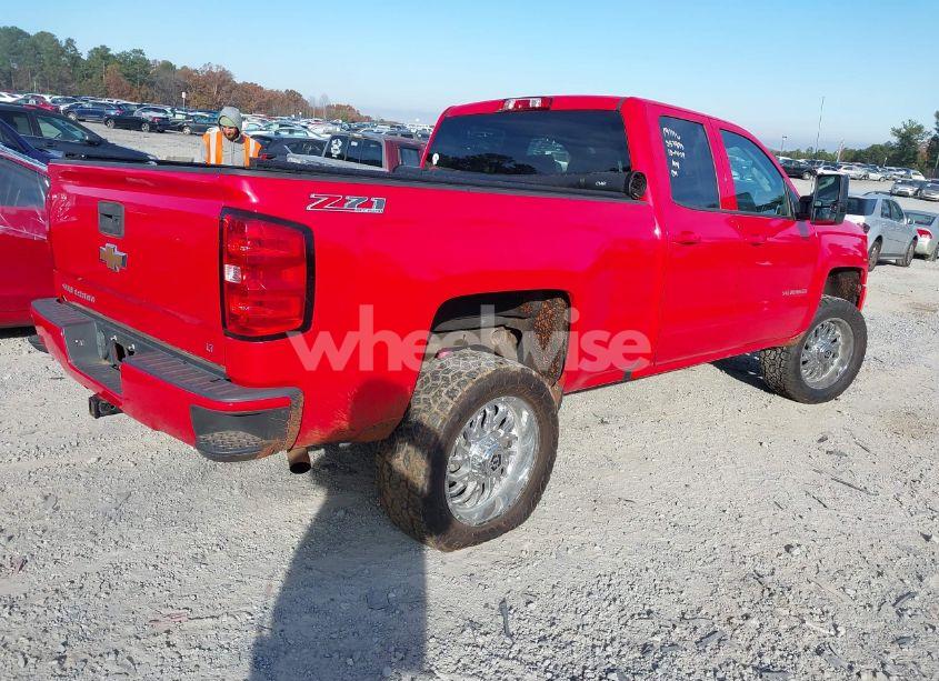 Photo 4 of 2016 Chevrolet Silverado 1500 2LT (VIN 1GCVKRECXGZ357893)