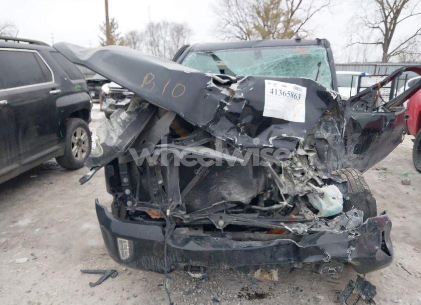 Photo 6 of 2017 Chevrolet Silverado 1500 2LT (VIN 1GCVKRECXHZ189819)