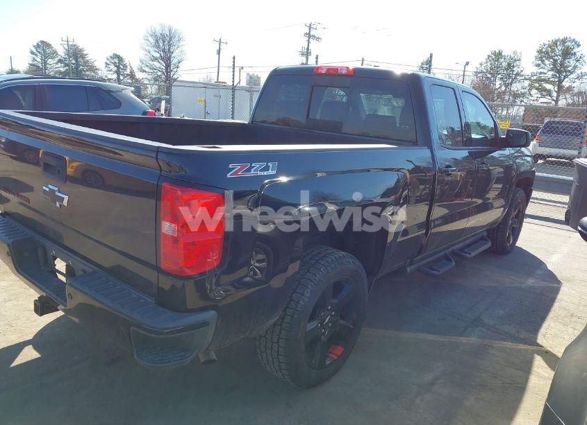 Photo 4 of 2017 Chevrolet Silverado 1500 2LT (VIN 1GCVKRECXHZ254619)