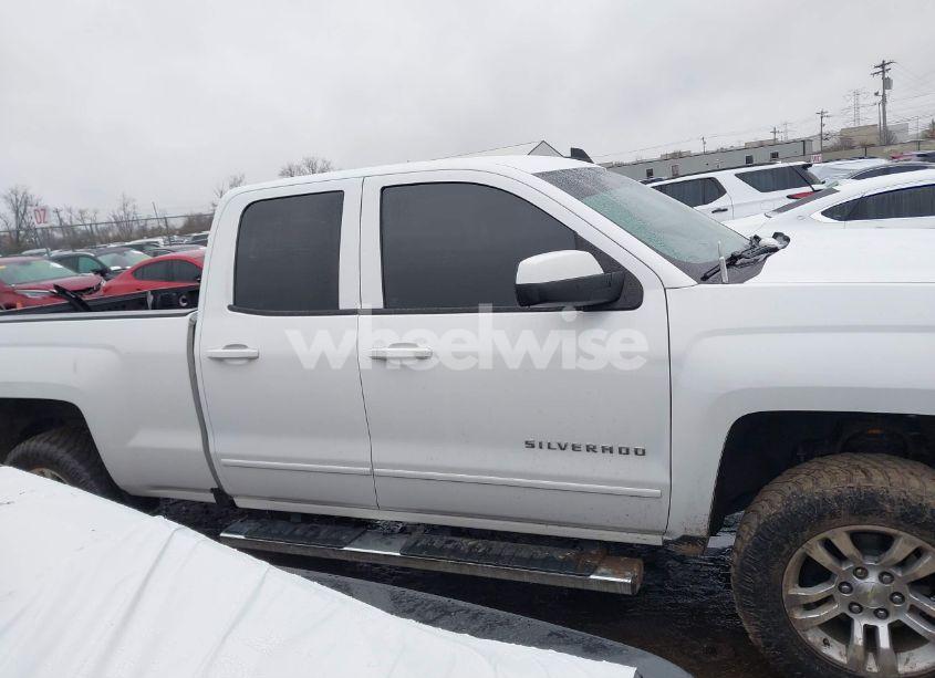 Photo 13 of 2017 Chevrolet Silverado 1500 1LT (VIN 1GCVKRECXHZ316827)