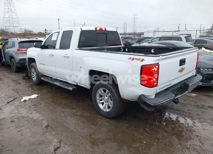 Photo 3 of 2017 Chevrolet Silverado 1500 1LT (VIN 1GCVKRECXHZ316827)