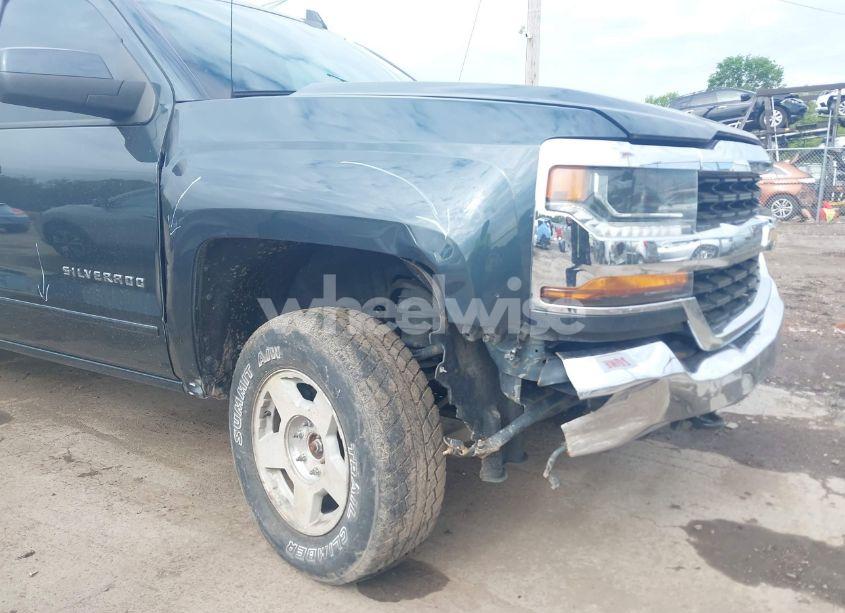 Photo 6 of 2017 Chevrolet Silverado 1500 1LT (VIN 1GCVKRECXHZ382794)