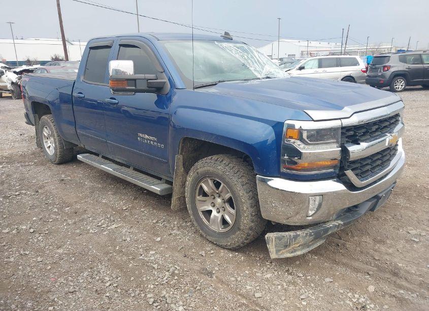 2017 Chevrolet Silverado 1500 1LT/LT (VIN 1GCVKRECXHZ397330) main photo