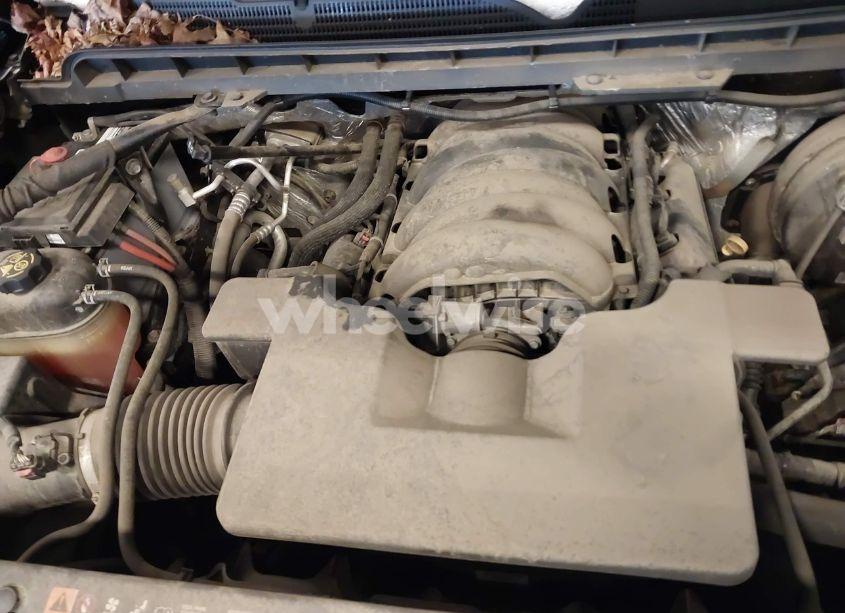 Photo 10 of 2018 Chevrolet Silverado 1500 2LT (VIN 1GCVKRECXJZ107240)