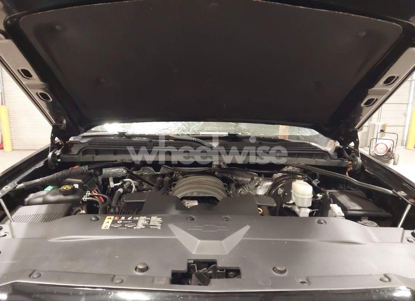 Photo 10 of 2018 Chevrolet Silverado 1500 2LT (VIN 1GCVKRECXJZ110963)