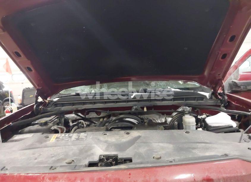 Photo 10 of 2018 Chevrolet Silverado 1500 2LT (VIN 1GCVKRECXJZ177420)