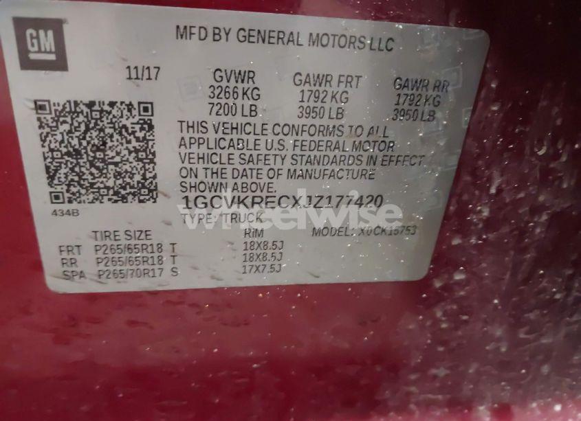 Photo 9 of 2018 Chevrolet Silverado 1500 2LT (VIN 1GCVKRECXJZ177420)