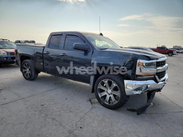 Photo 10 of 2018 CHEVROLET SILVERADO K1500 LT N/A (VIN 1GCVKRECXJZ182827)