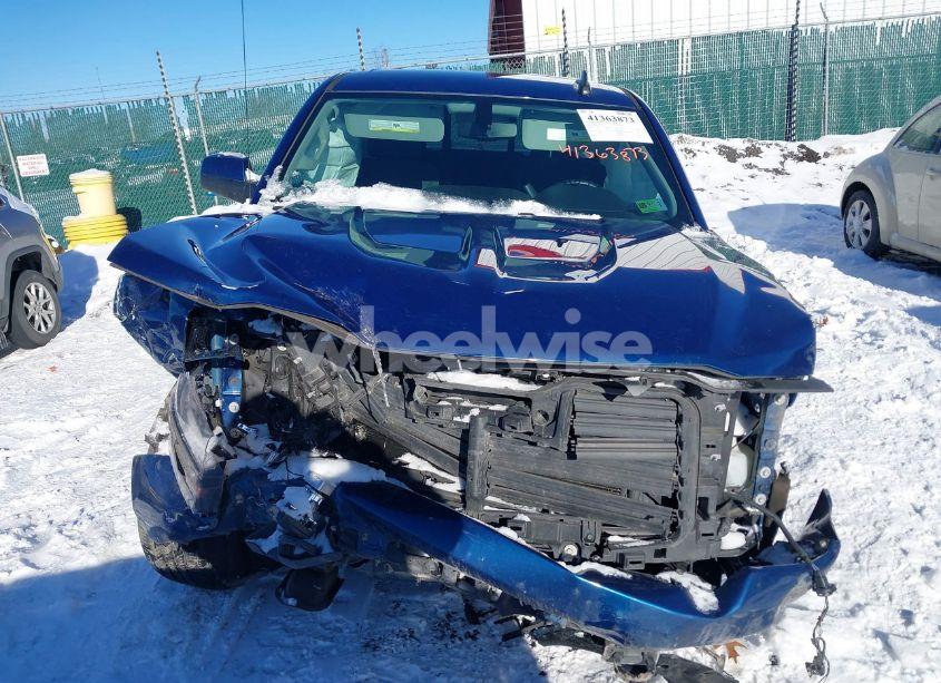 Photo 12 of 2018 Chevrolet Silverado 1500 2LT (VIN 1GCVKRECXJZ202283)