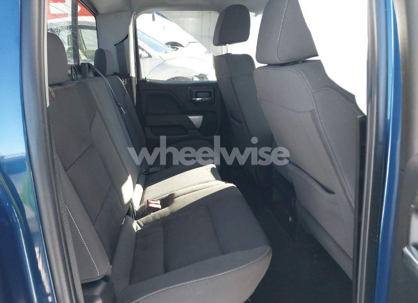 Photo 8 of 2018 Chevrolet Silverado 1500 2LT (VIN 1GCVKRECXJZ202283)