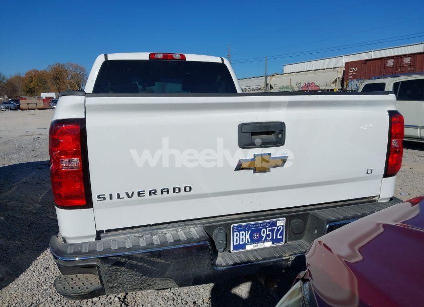 Photo 16 of 2018 Chevrolet Silverado 1500 1LT (VIN 1GCVKRECXJZ219813)