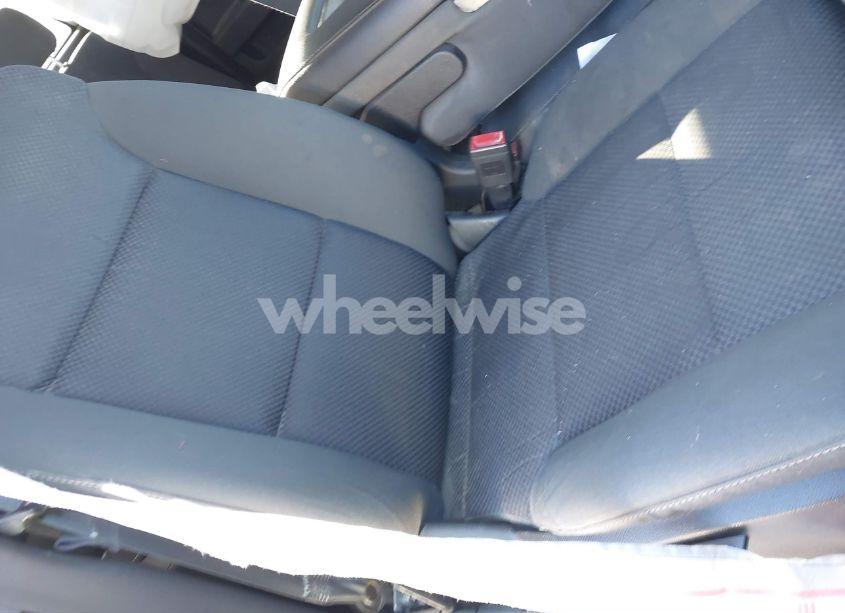 Photo 8 of 2018 Chevrolet Silverado 1500 1LT (VIN 1GCVKRECXJZ219813)