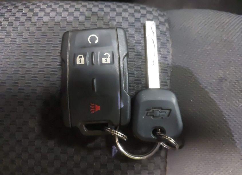 Photo 11 of 2018 Chevrolet Silverado 1500 2LT (VIN 1GCVKRECXJZ271118)