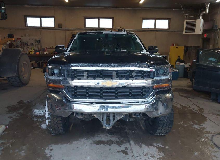 Photo 13 of 2018 Chevrolet Silverado 1500 1LT/2LT (VIN 1GCVKRECXJZ376287)