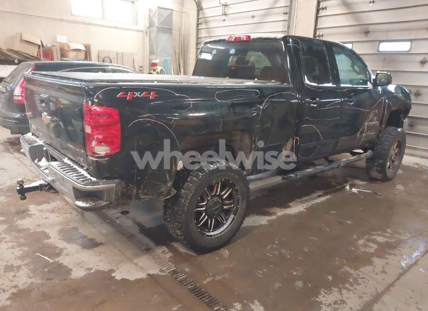 Photo 4 of 2018 Chevrolet Silverado 1500 1LT/2LT (VIN 1GCVKRECXJZ376287)