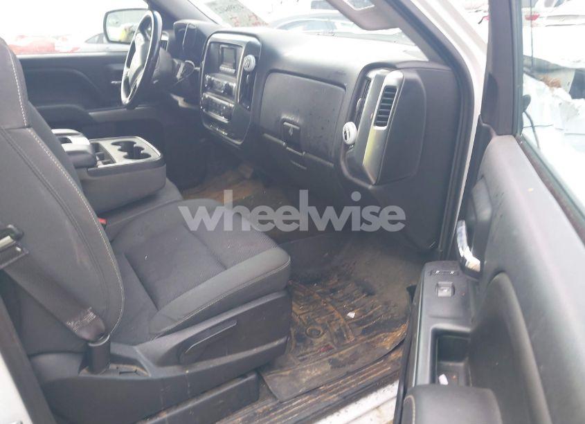 Photo 5 of 2015 Chevrolet Silverado 1500 1LT (VIN 1GCVKREH0FZ275178)