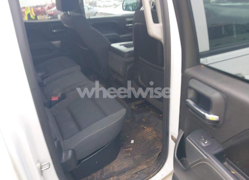 Photo 8 of 2015 Chevrolet Silverado 1500 1LT (VIN 1GCVKREH0FZ275178)