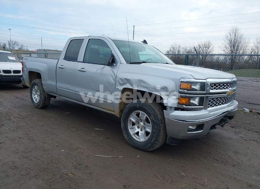 2015 Chevrolet Silverado 1500 1LT (VIN 1GCVKREH0FZ438380) main photo